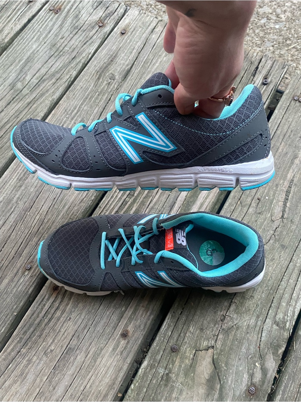 NEW BALANCE -Women's Charcoal and Aqua Athletic Shoes
